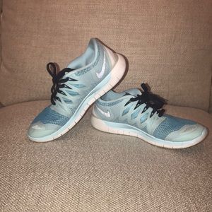 Women's Nike sneakers